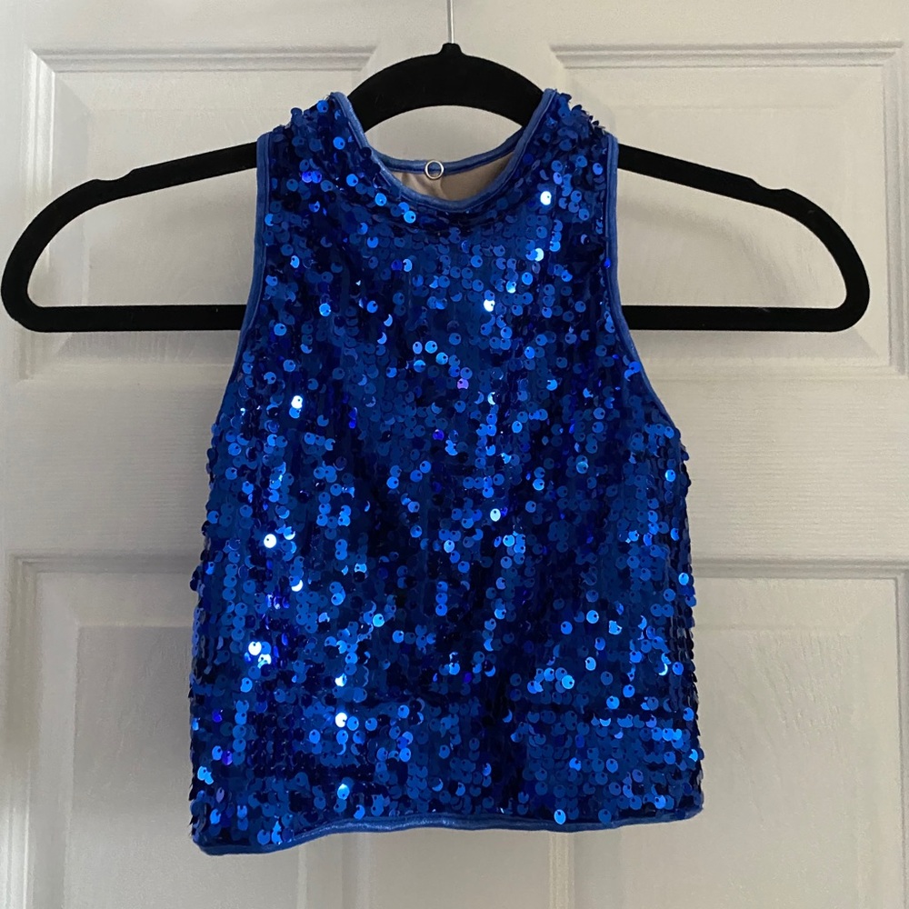 Blue top black leggings costume
